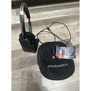 Plantronics‎ Bluetooth and usb headset.